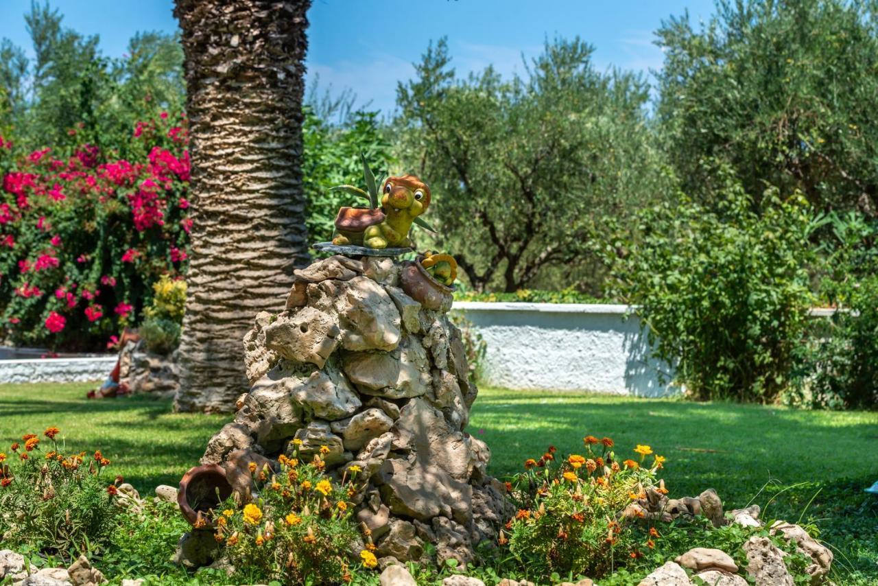 Panorama Studios & Apartments Amoudi Exterior photo